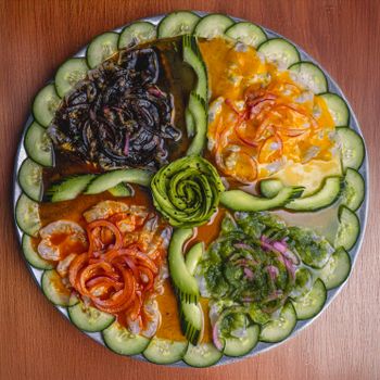 Ensaladas mixtas / zanahoria rayada